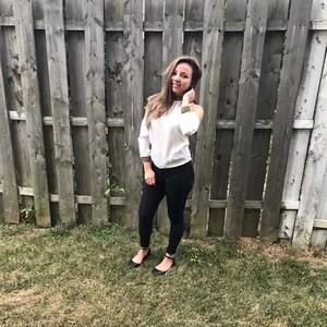 Meet your Posher, Shely